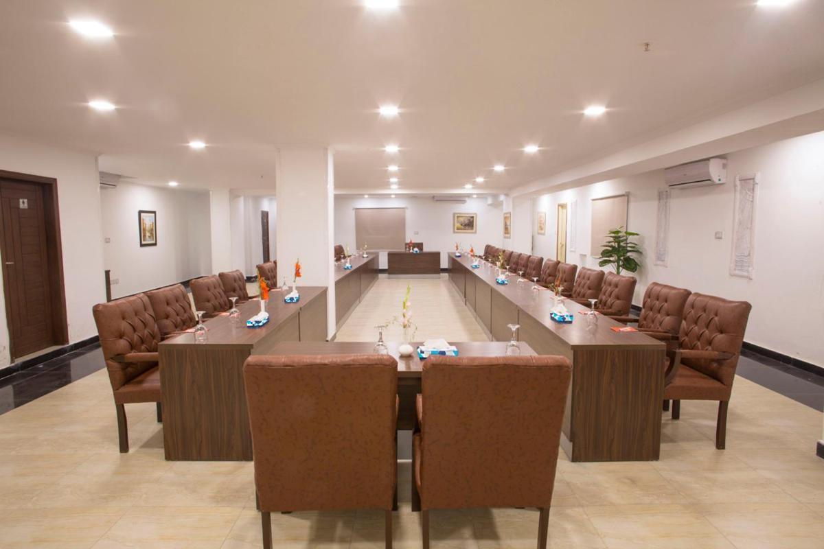 Hotel Oban لاهور المظهر الخارجي الصورة