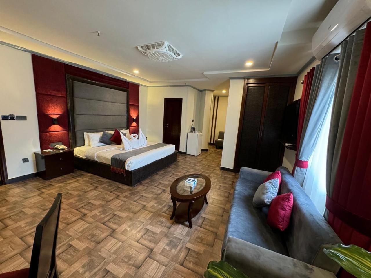 Hotel Oban لاهور المظهر الخارجي الصورة